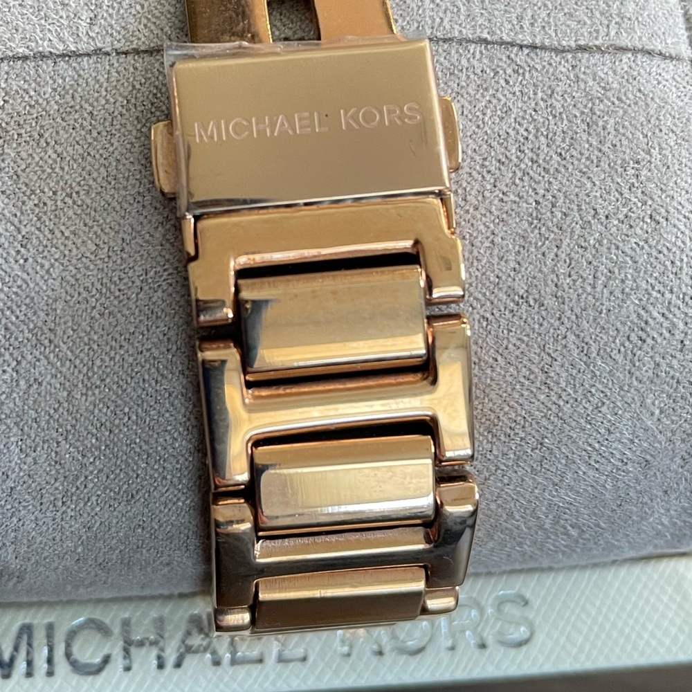 MICHAEL KORS WOMEN WATCH KINLEY PAVE ROSE DIAL MK6210 NEW IN BOX - Picture 4 of 6